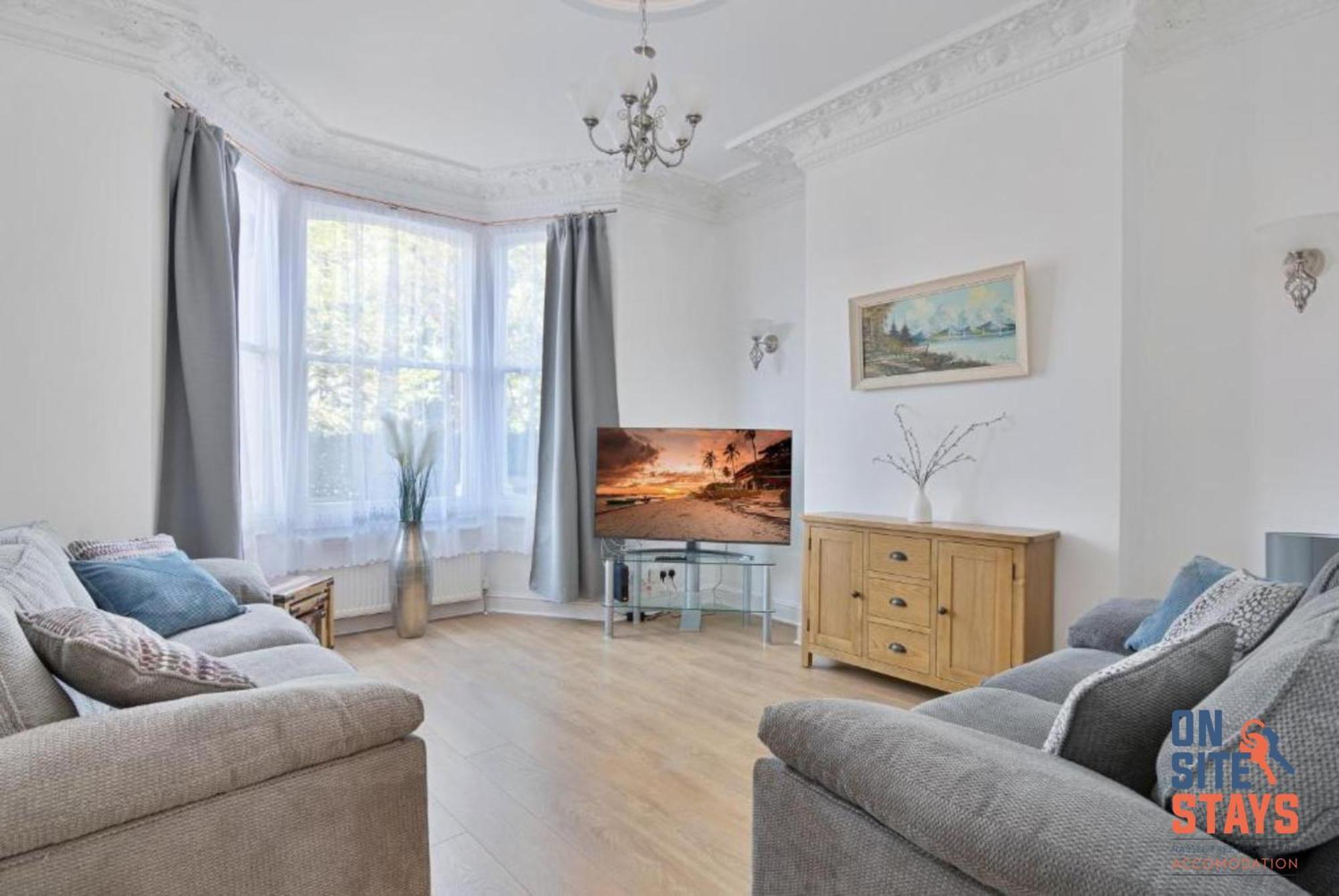 Appartamento Onsitestays - Tranquil 2 Bedroom With Large Kitchen, Private Garden Near Wimbledon Station Londra